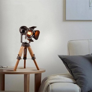 Lámpara de mesa vintage con trípode
