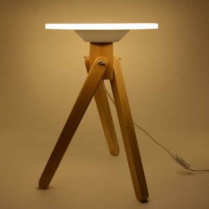 LED-Leuchttisch aus Holz mit Methacrylatplatte