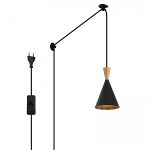 Schwarze Lampe mit Kabel und Stecker