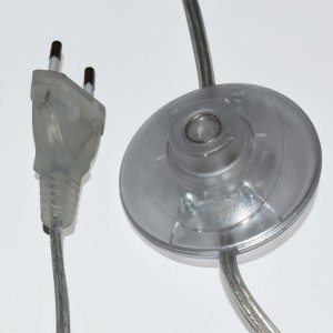 Kabel und Stecker der Kukka-Lampe