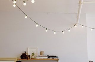 Guirnaldas de luces LED en decoración escandinava